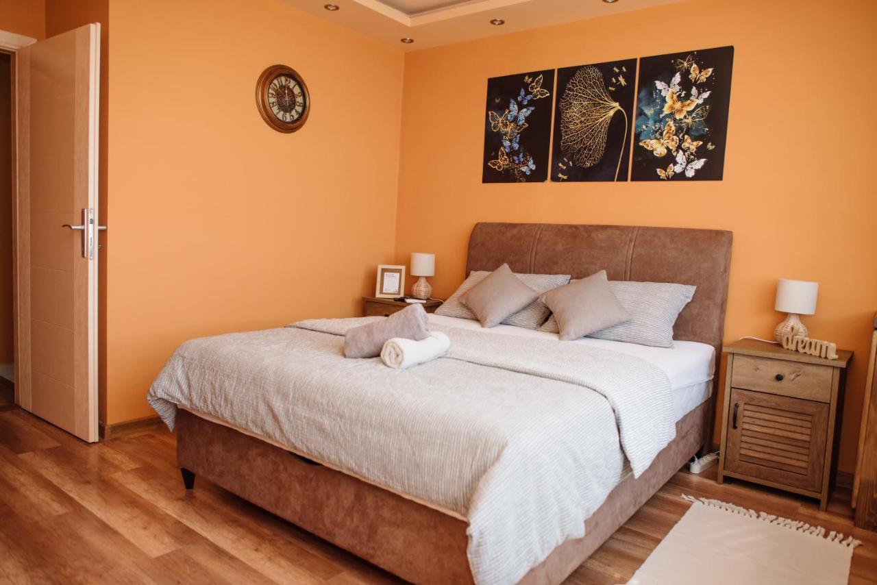 Apartamento Lara Apartman Subotica Exterior foto